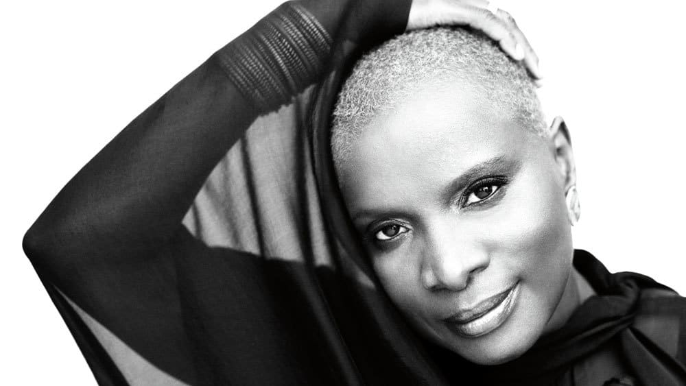 15 Best African Singers (Heard Around the Globe!) – Afrikanza